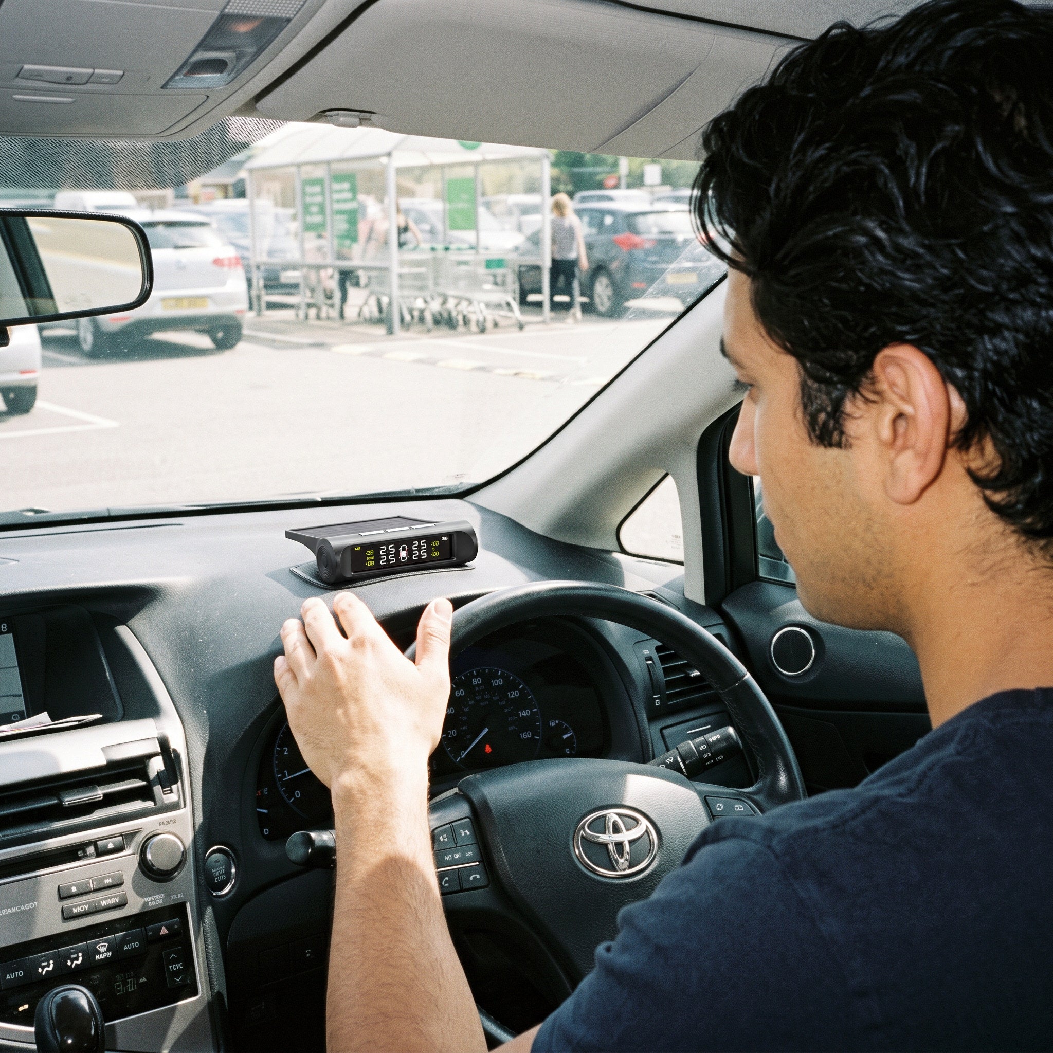 Roadstead solar monitor in everyday car and road-trip use scene 1